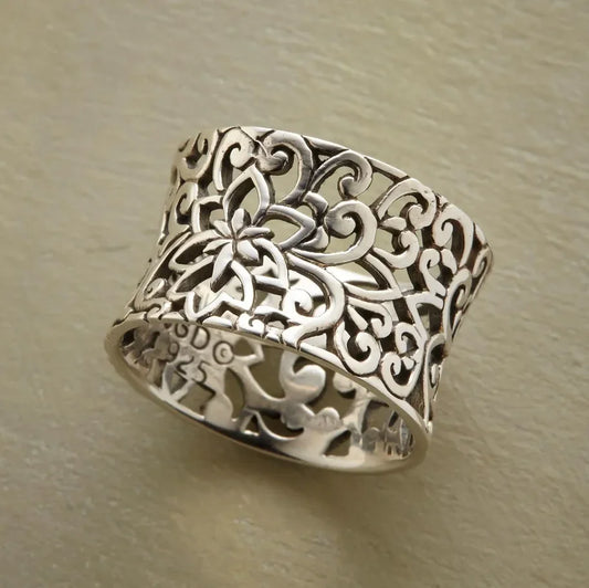 Charming Ring for Any Occasion