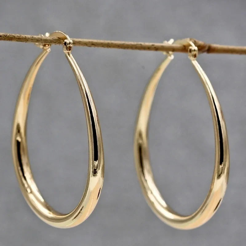 Vintage Handmade Gold Earring