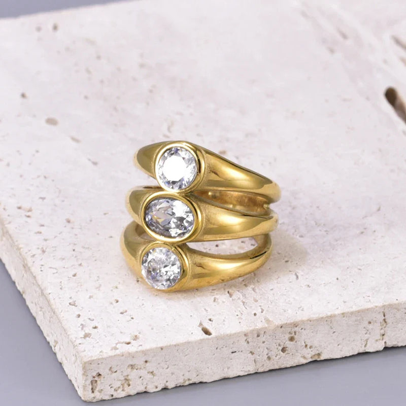 Romantic Gold Ring for Special Moments