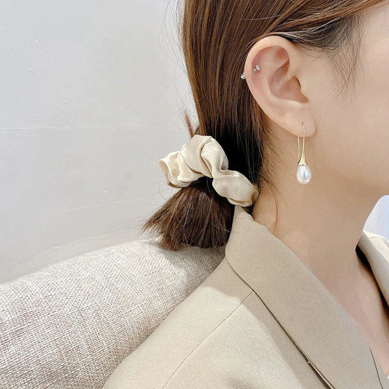 Beautiful Pearl Earring with Unique Style