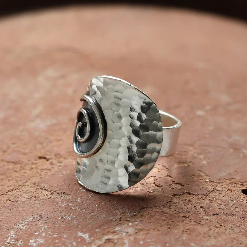Classic Silver Ring with Timeless Appeal
