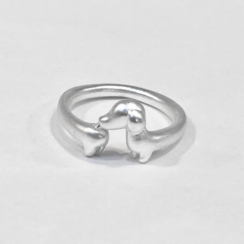 Charming Silver Ring for Any Occasion