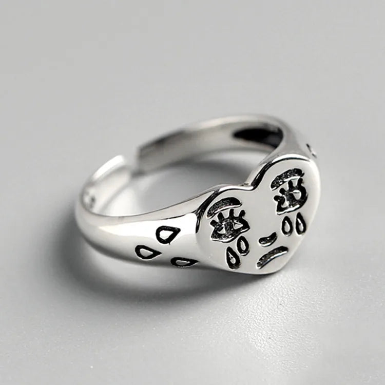 Classic Silver Ring with Timeless Appeal