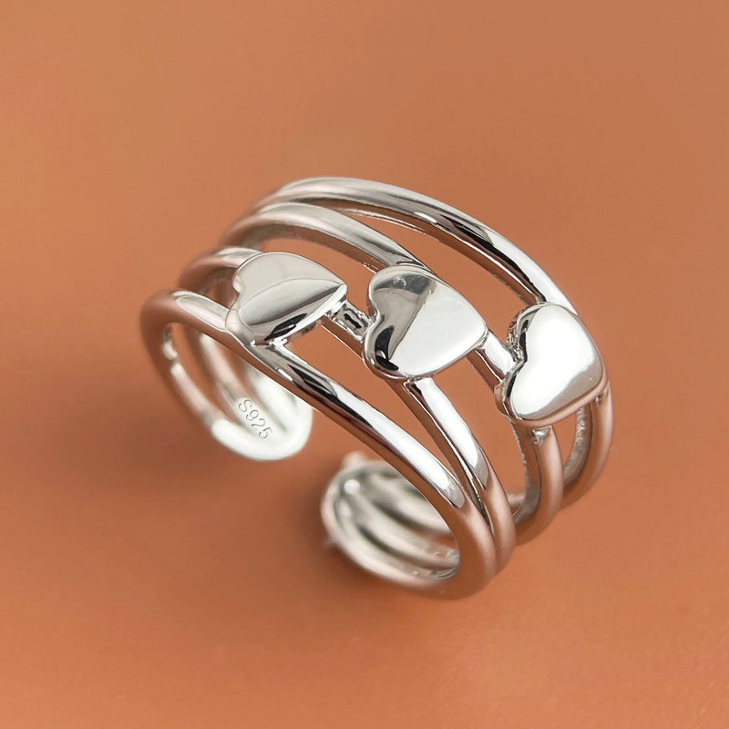 Charming Silver Ring for Any Occasion