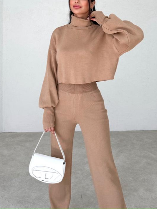 Soraya® | Comfortable turtleneck sweater glove knitting suit