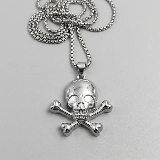 Classic Skull & Crossbones Pendant Necklace