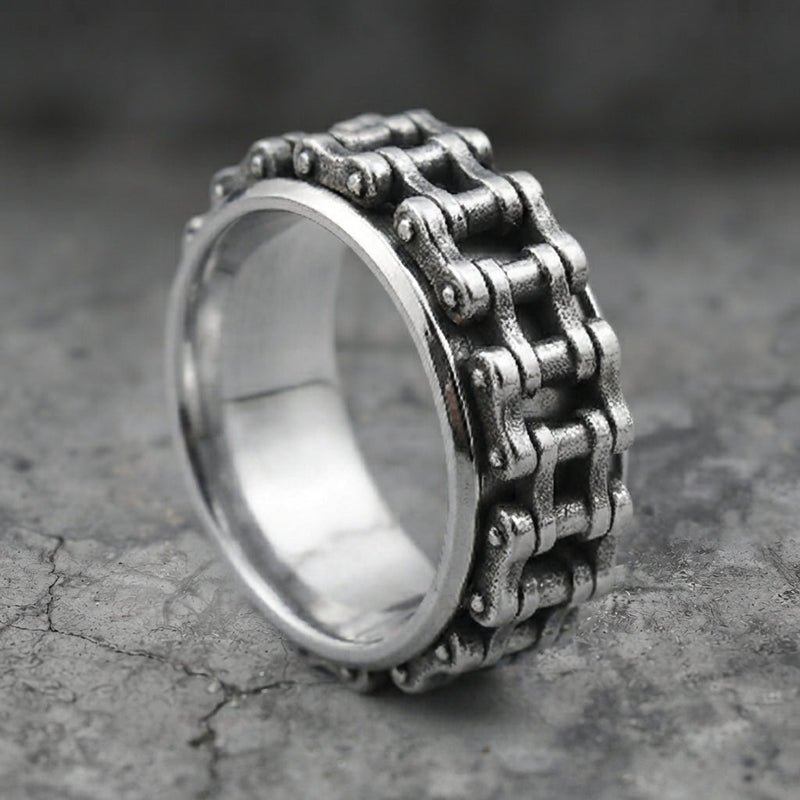Retro Locomotive Chain Ring