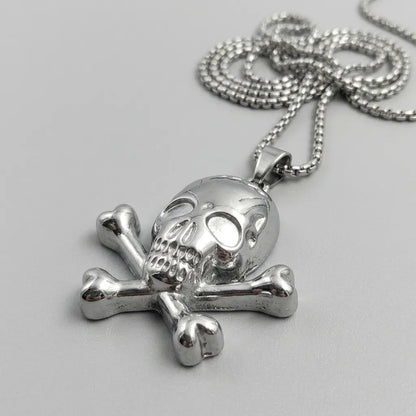 Classic Skull & Crossbones Pendant Necklace