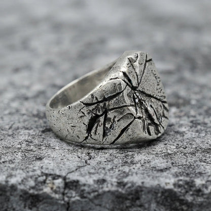 Cracked Fortress Ring