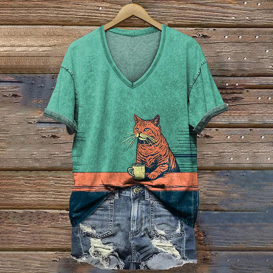 Orange Tabby Cat Chilling With Coffee Coffee Bar Vintage V-Neck Casual T-Shirt elevenforest