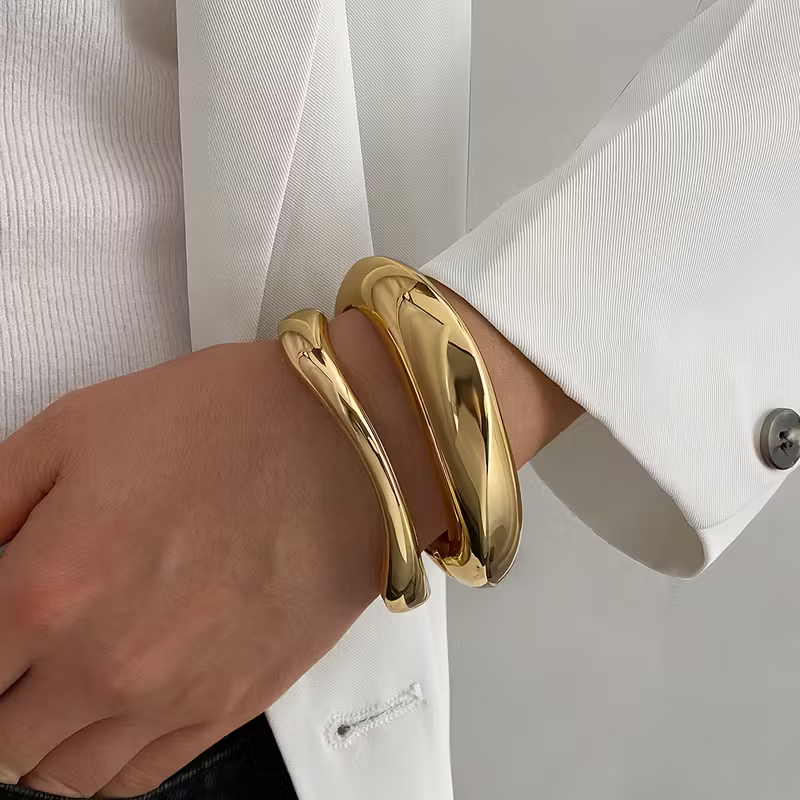 Classic Bracelet with Timeless Appeal