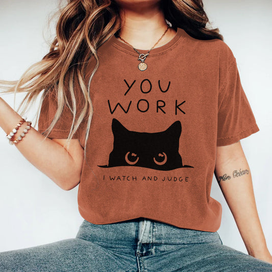 Abstract Creative A Cat That Spies Art Print  T-shirt elevenforest