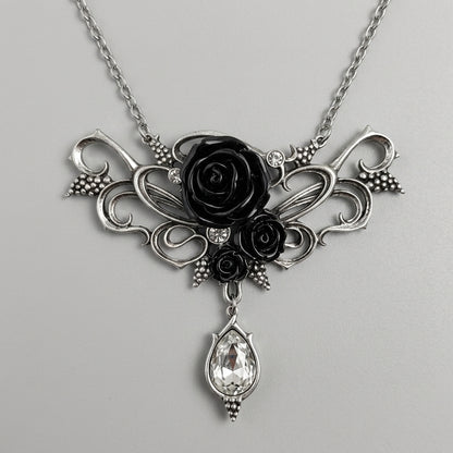The Victorian Rose Necklace