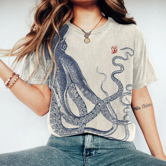 Comstylish Retro Japanese Art Octopus Print Crew Neck Short Sleeved Casual T-Shirt