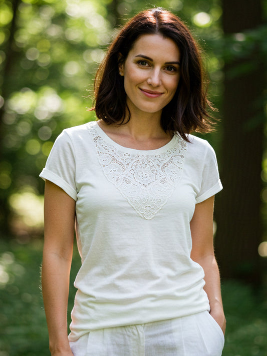 Women's Casual Solid Color Lace Hollow Design T-shirt artswardrobe