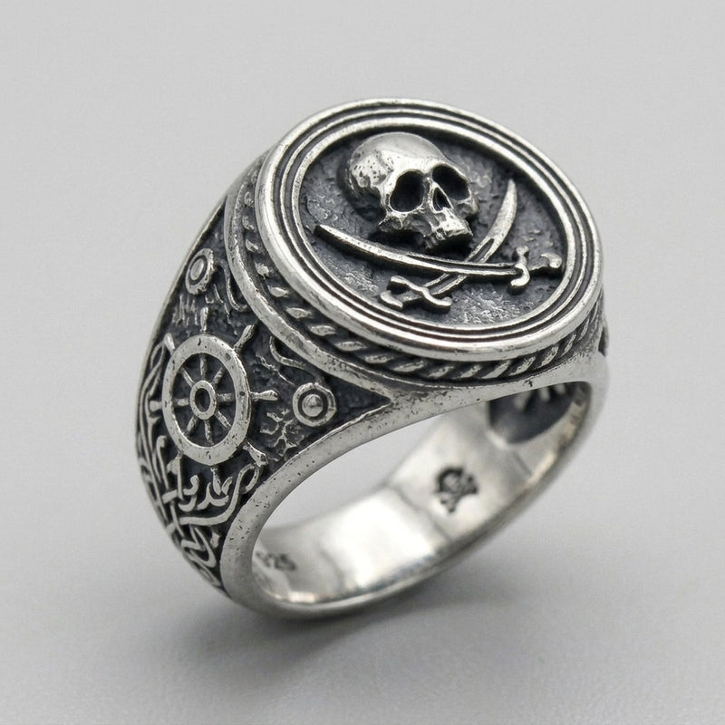Skull & Cutlass Pirate Signet Ring