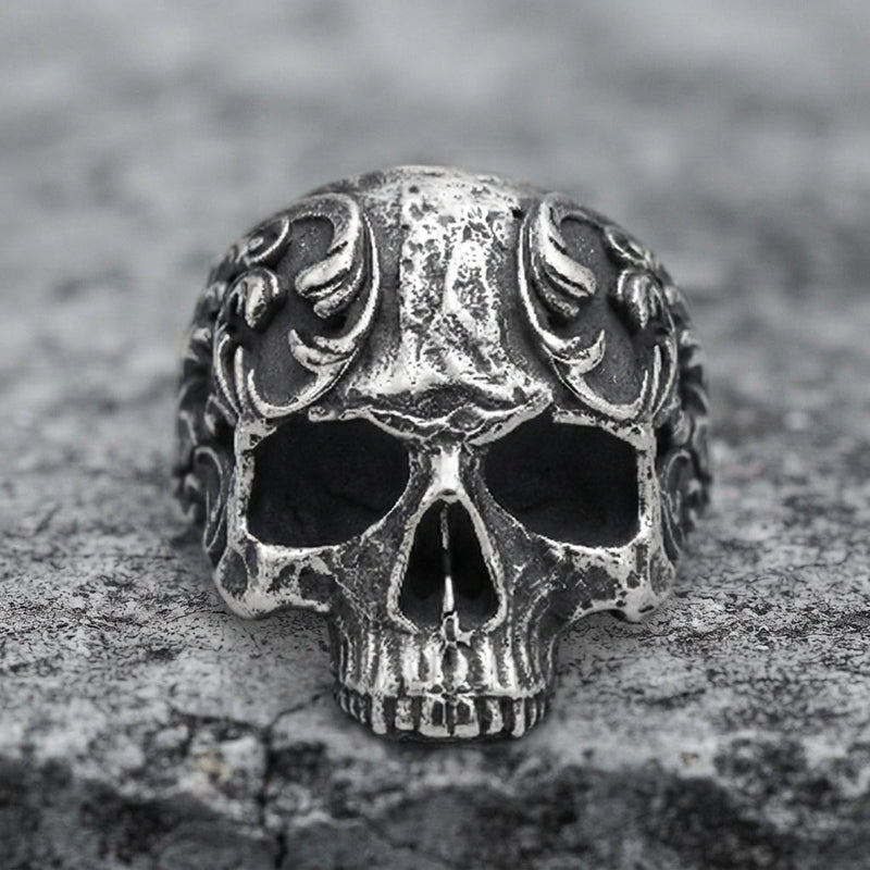 Skull Ring: 