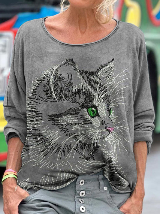 Lovely Fuzzy Cat Embroidered T Shirt elevenforest