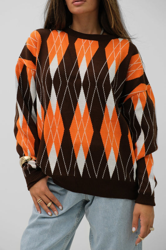 Cecily® | Oversized women's sweater with a baklava pattern in brown and orange