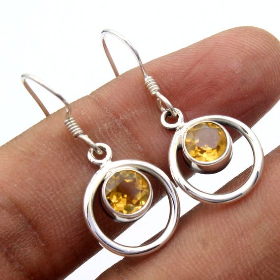 Stunning Silver Earring for Daily Wear
