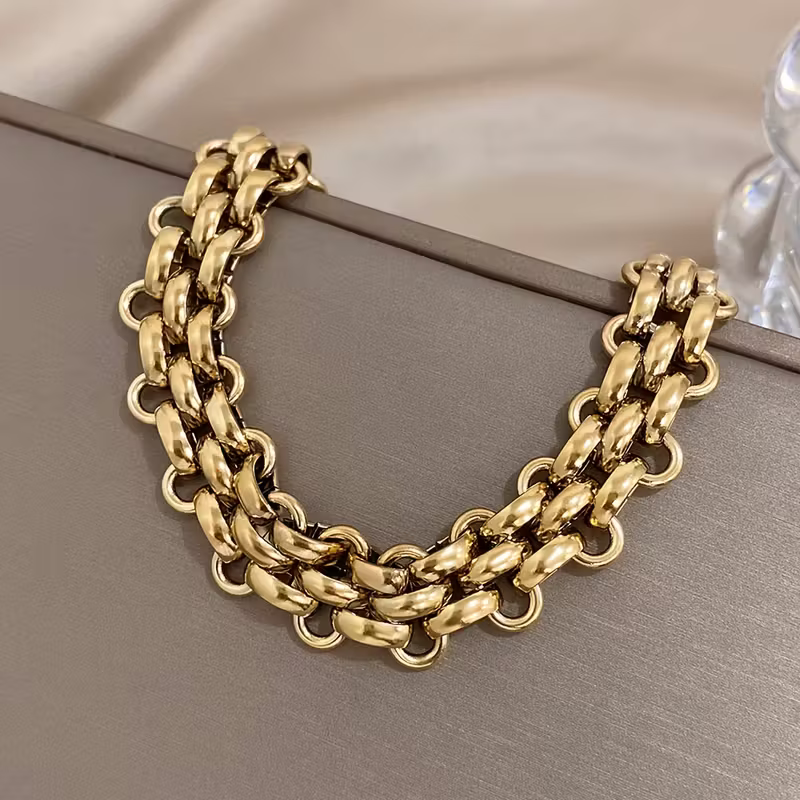 Romantic Bracelet for Special Moments