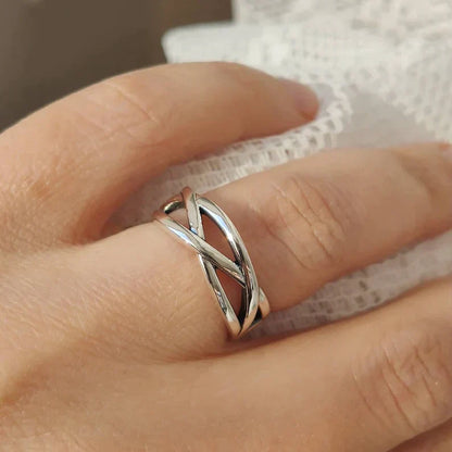 Charming Silver Ring for Any Occasion