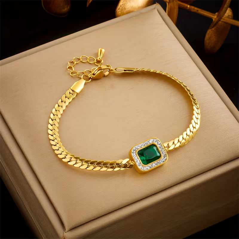 Beautiful Bracelet with Unique Style