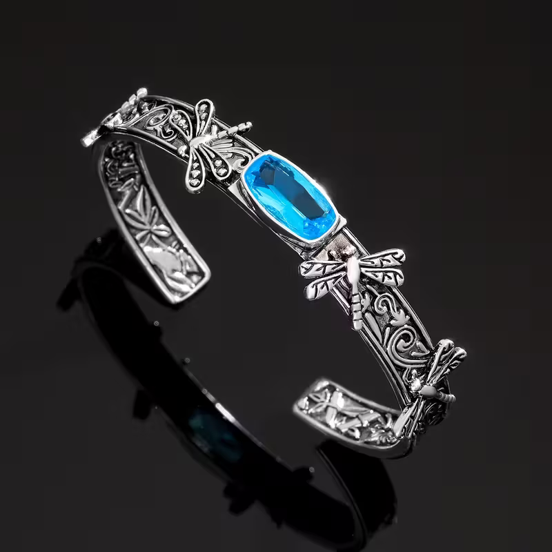 Beautiful Bracelet with Unique Style