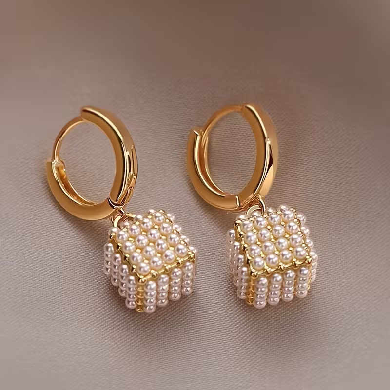 Vintage Handmade Pearl Earring