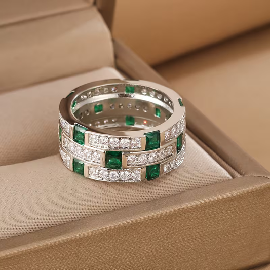 Emerald Matrix Ring