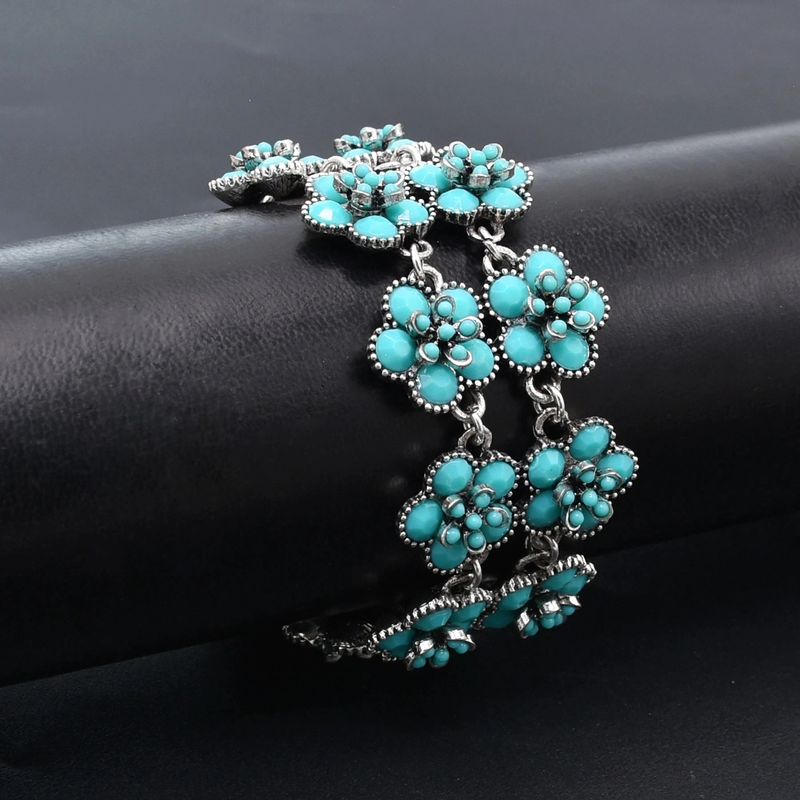 Charming Bracelet for Any Occasion