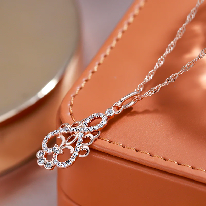 Stunning Gold Necklace for Daily Wear