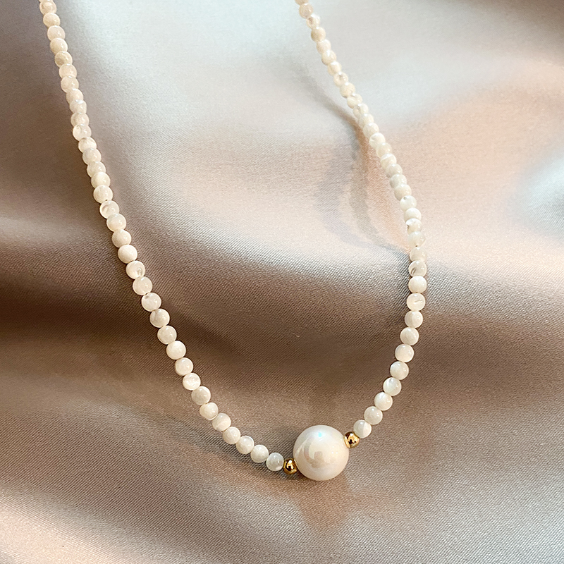 Stunning Pearl Necklace for Daily Wear