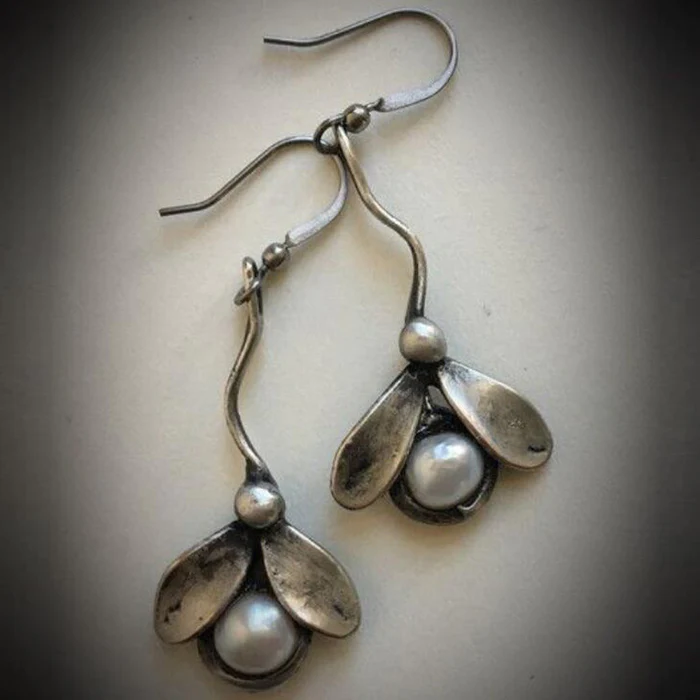Vintage Handmade Silver Earring