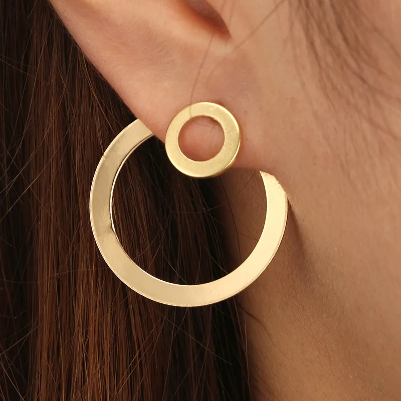 Beautiful Gold Earring with Unique Style