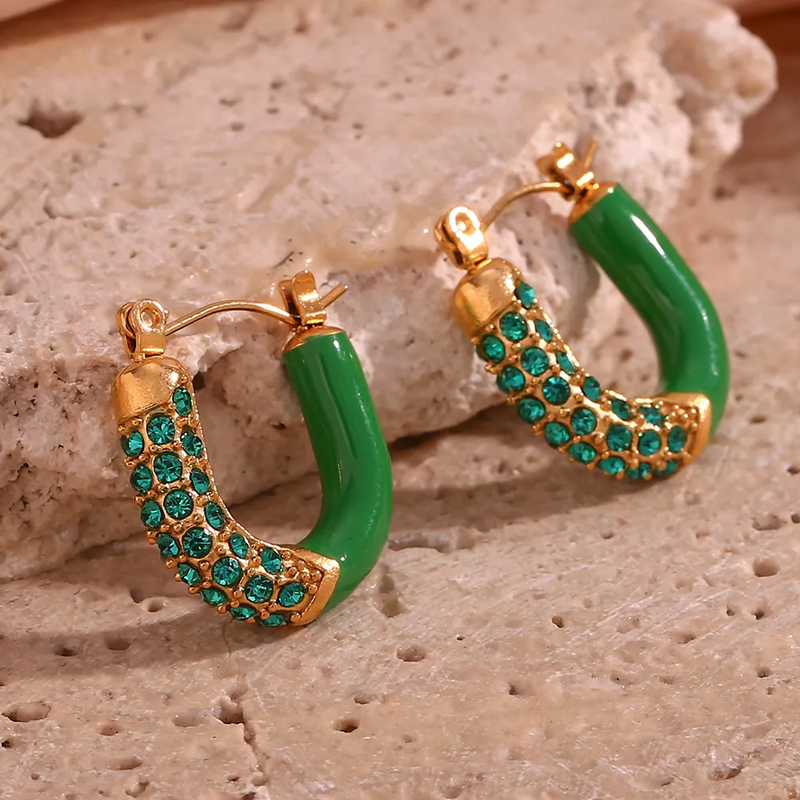 Beautiful Gold Earring with Unique Style