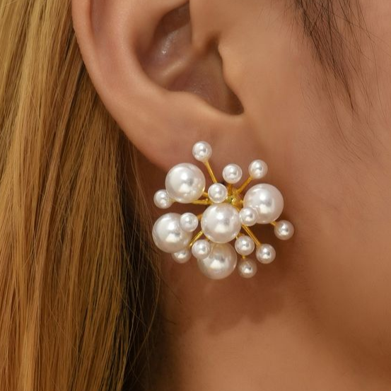 Beautiful Pearl Earring with Unique Style
