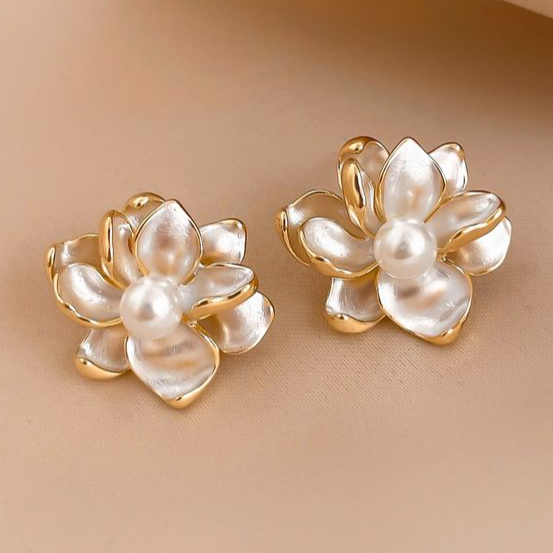 Vintage Handmade Pearl Earring