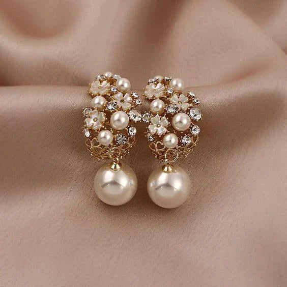 Stunning Pearl Earring for Daily Wear