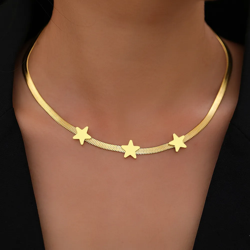 Charming Gold Necklace for Any Occasion