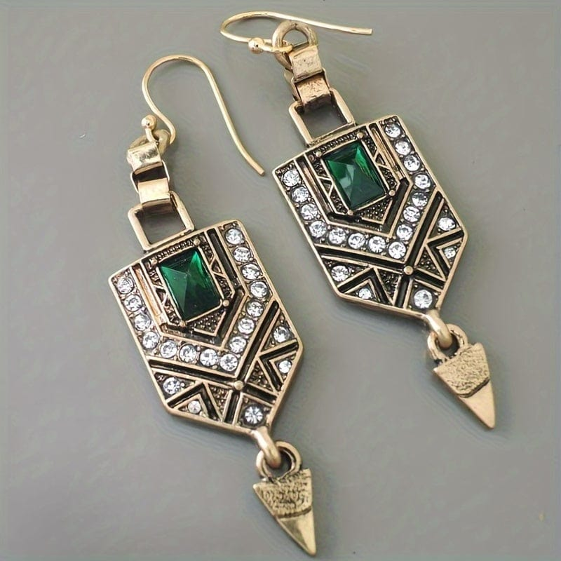 Beautiful Gold Earring with Unique Style