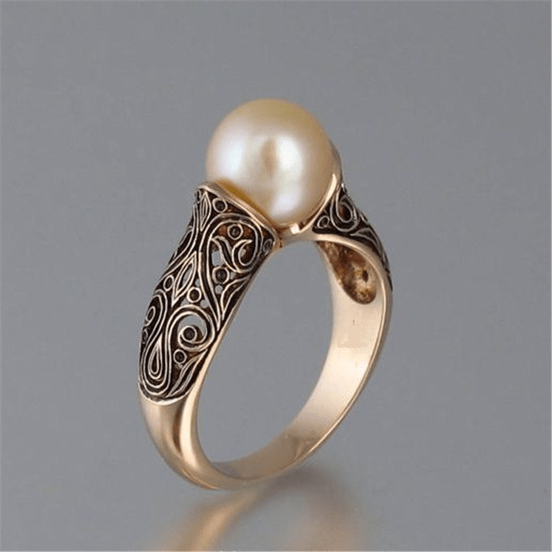 Beautiful Gold Ring with Unique Style