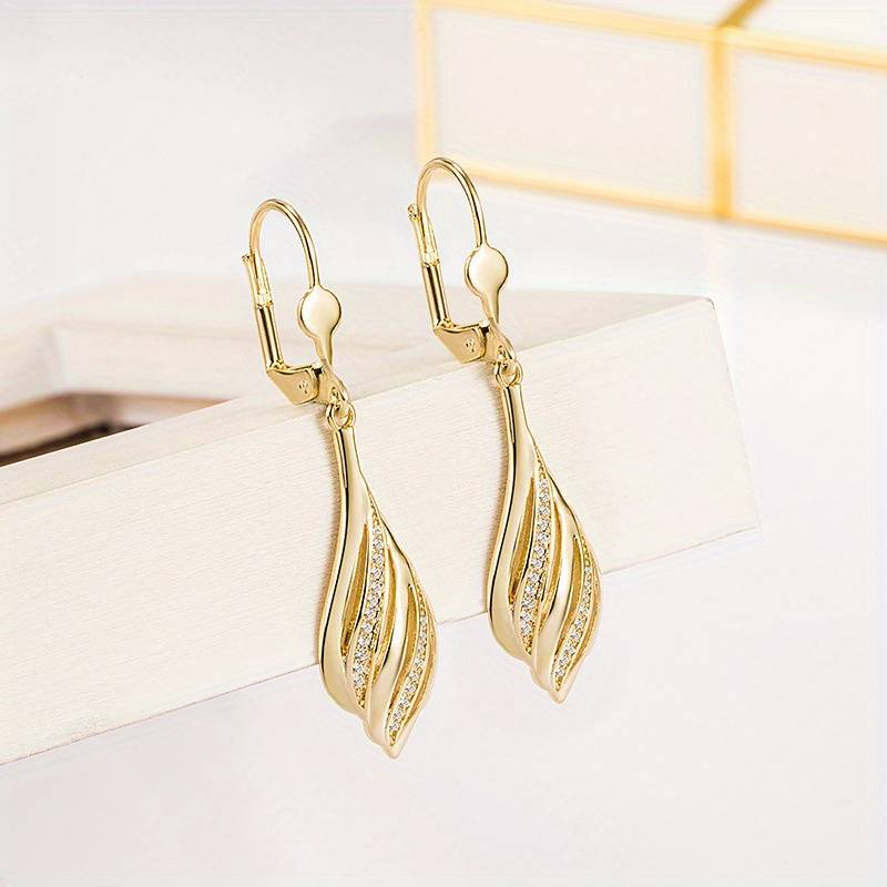 Vintage Handmade Gold Earring