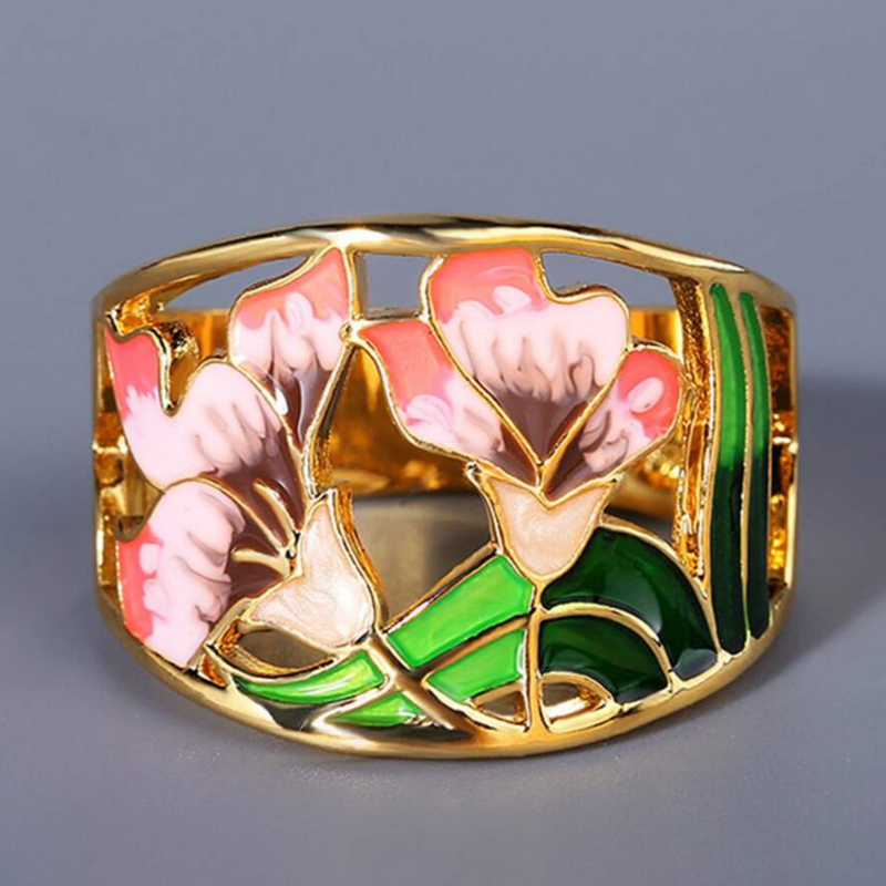 Beautiful Gold Ring with Unique Style