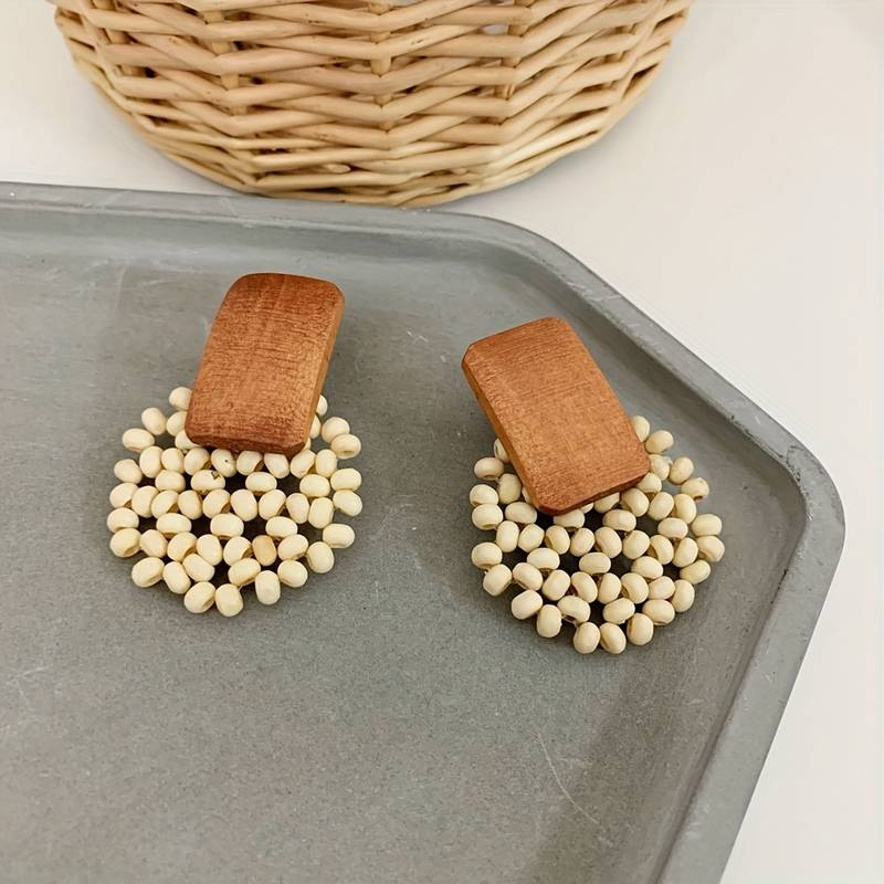 Stunning Earring for Daily Wear