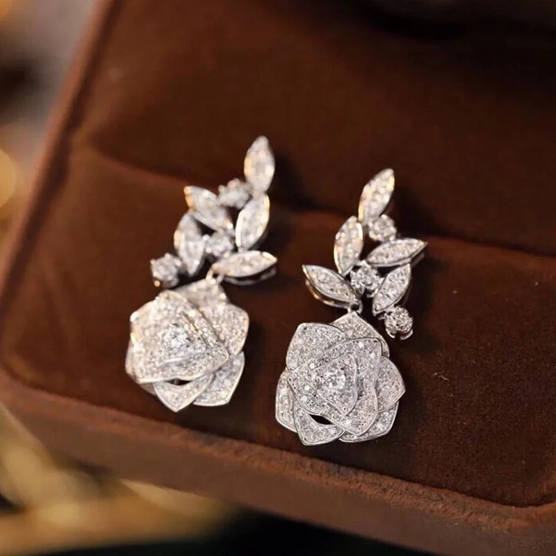 Beautiful Earring with Unique Style