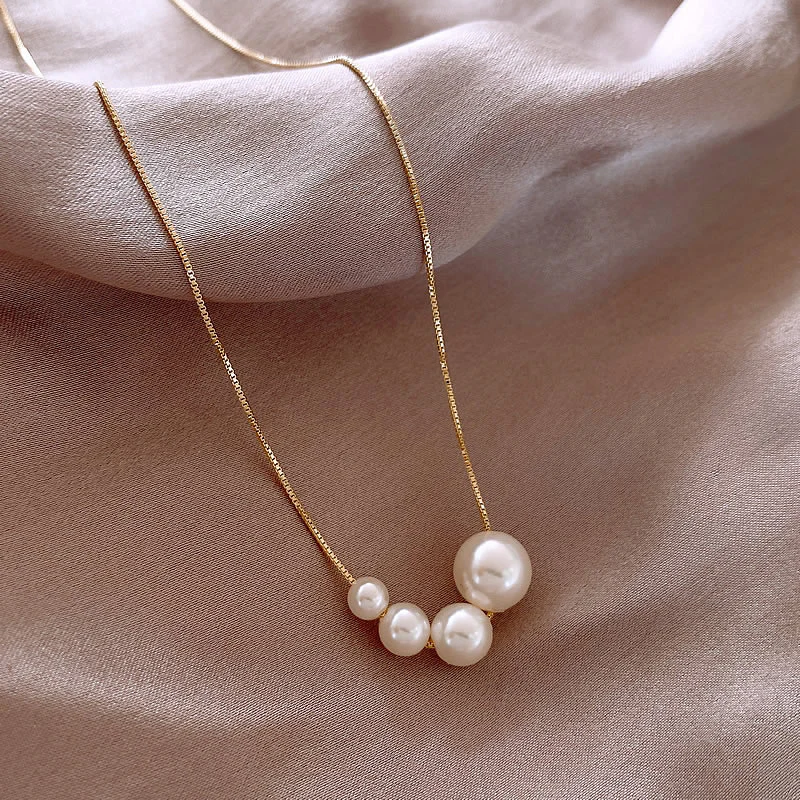 Stunning Pearl Necklace for Daily Wear