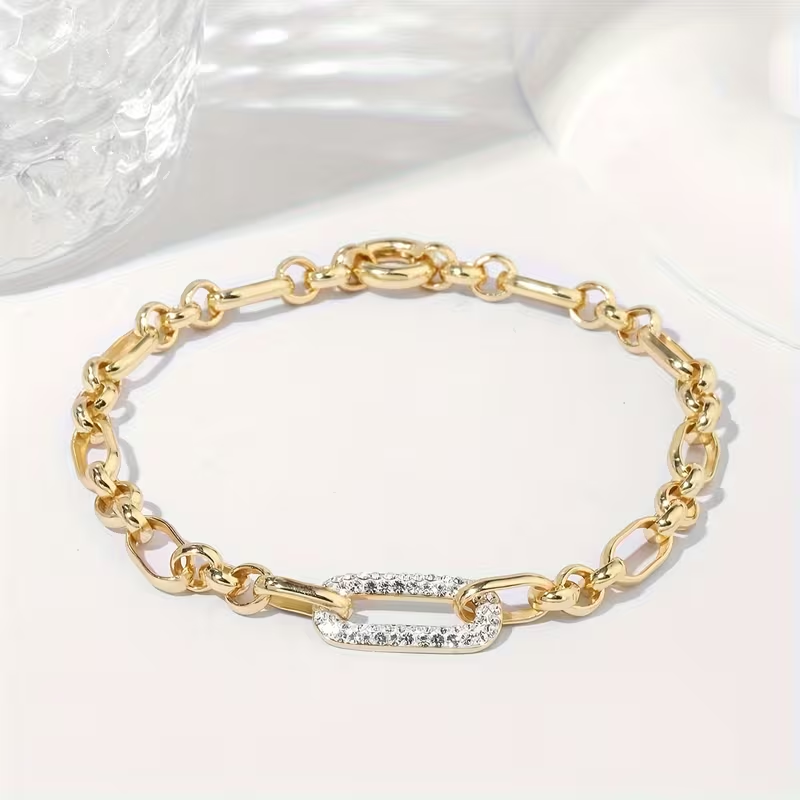 Stunning Gold Bracelet for Daily Wear