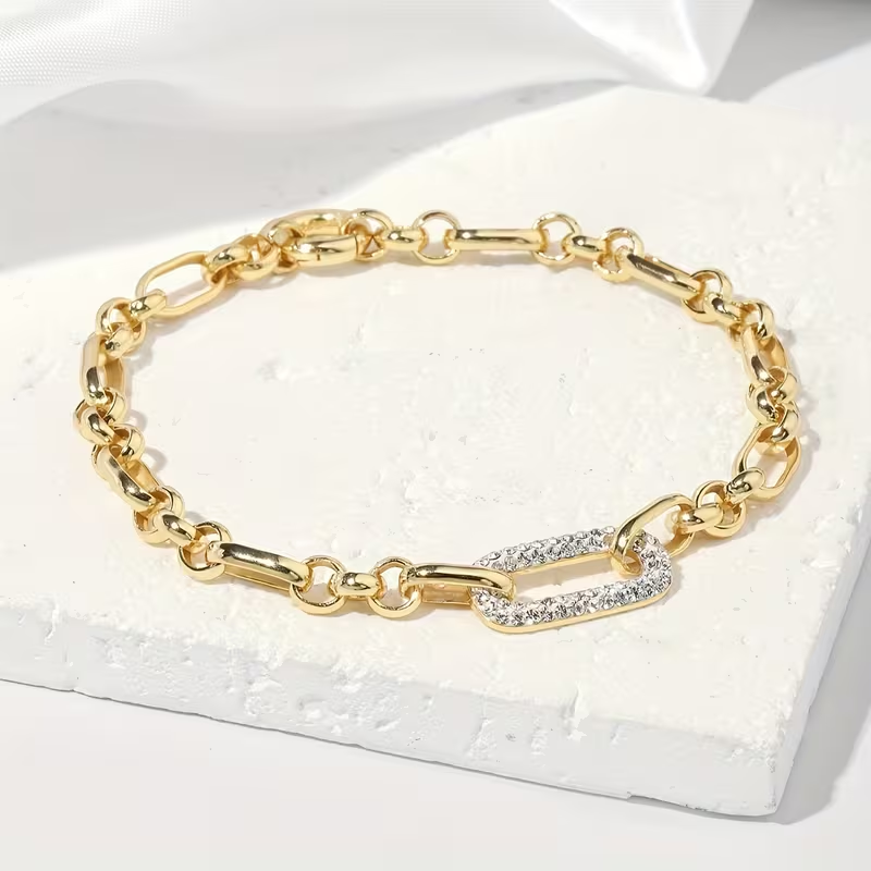 Stunning Gold Bracelet for Daily Wear