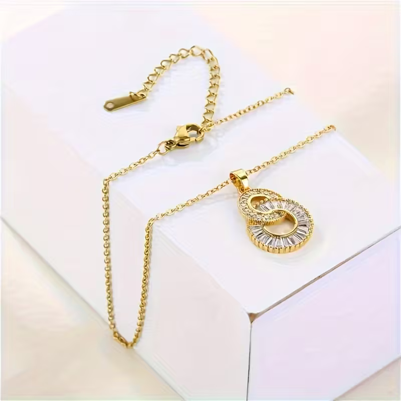 Stunning Necklace for Daily Wear